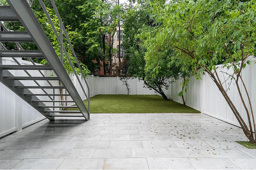 New garden tiling turf